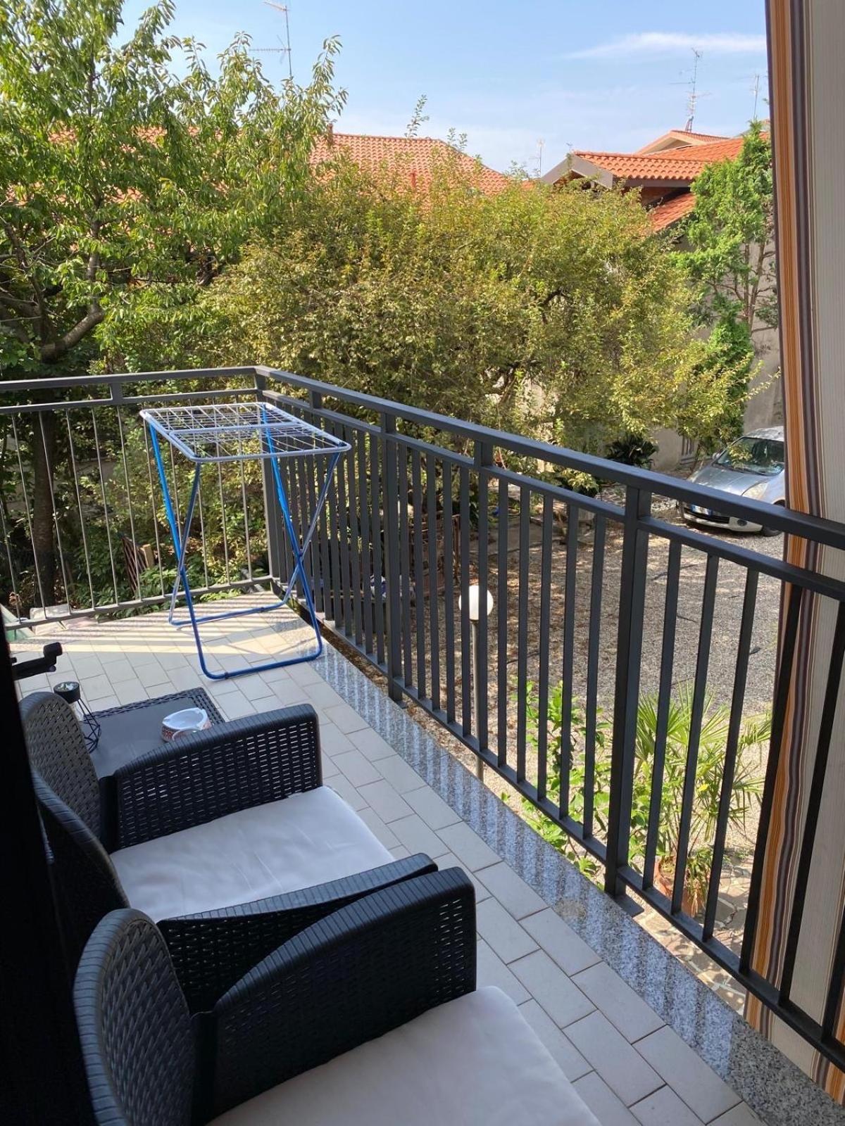 Апартаменти Mati Malpensa Con Navetta 20Eur Lonate Pozzolo Екстер'єр фото